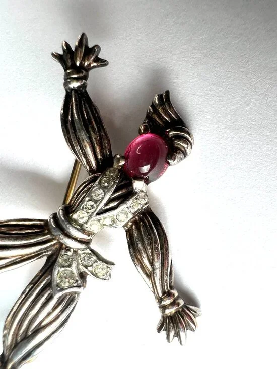 VTG 1940's Trifari by Alfred Phillipe SS Nenette & Rintintin Rag Doll Broaches - Picture 8 of 16